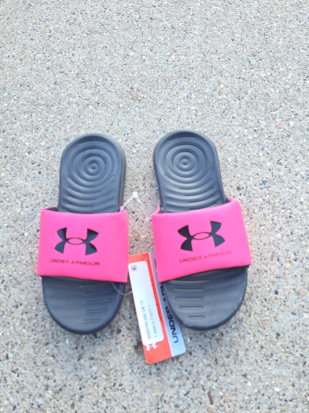 Under Armour Pink & Black Slide Sandals Little Girls Size 1Y